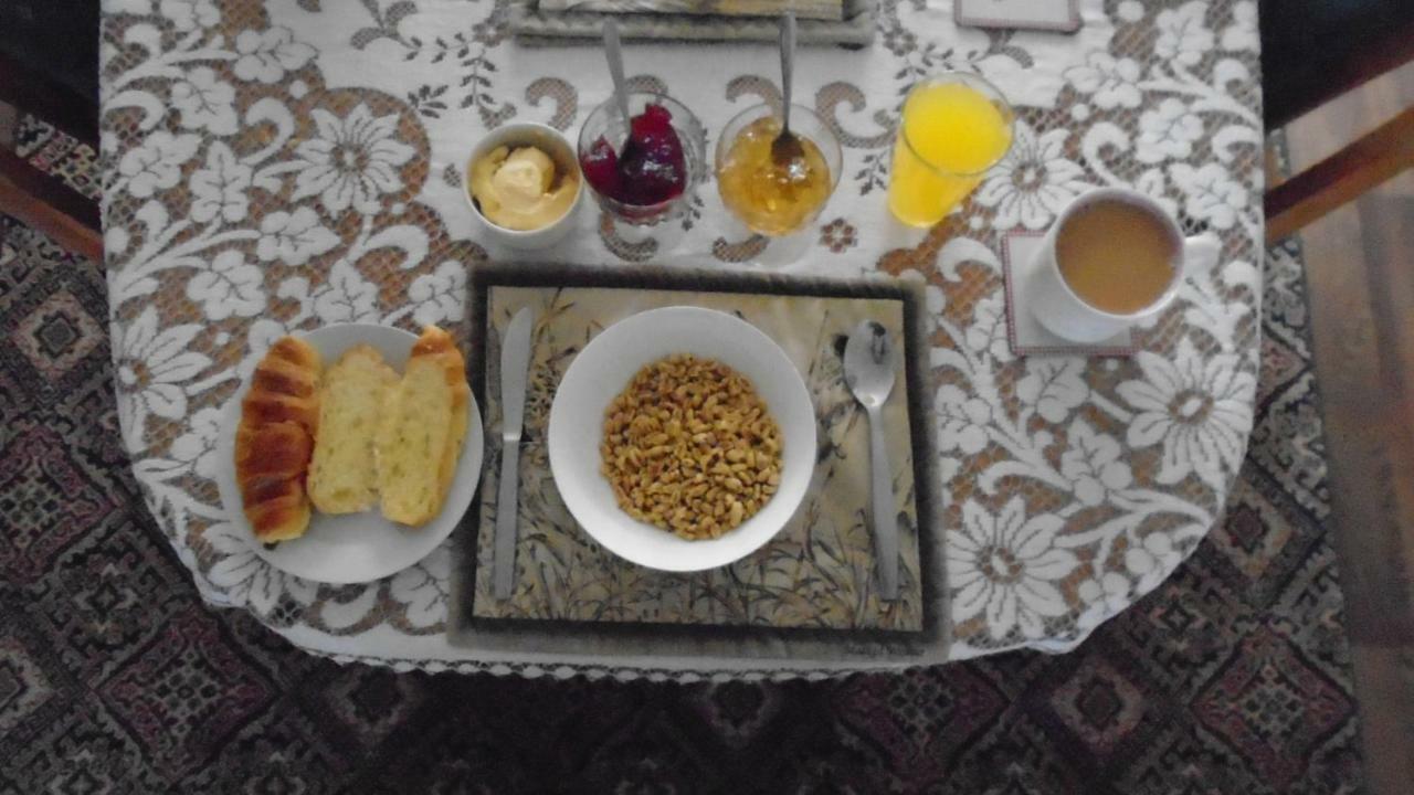 Tea In Liverpool - Private - Quiet - Ground Floor - En-Suite - Walk-In-Shower Exterior foto
